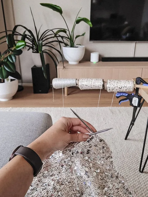 Beaded / Sequined Yarn / 串珠／亮片纱 · Swatches / Techniques / 织片与工艺