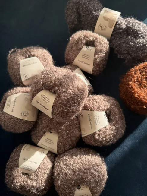 Bouclé Yarn / 圈圈纱 · Yarn / 纱线本体