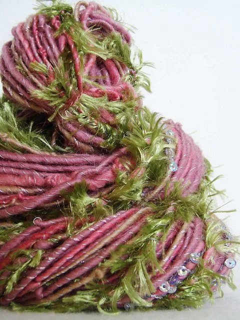 Handspun Art Yarn / 手纺艺术纱 · Yarn / 纱线本体