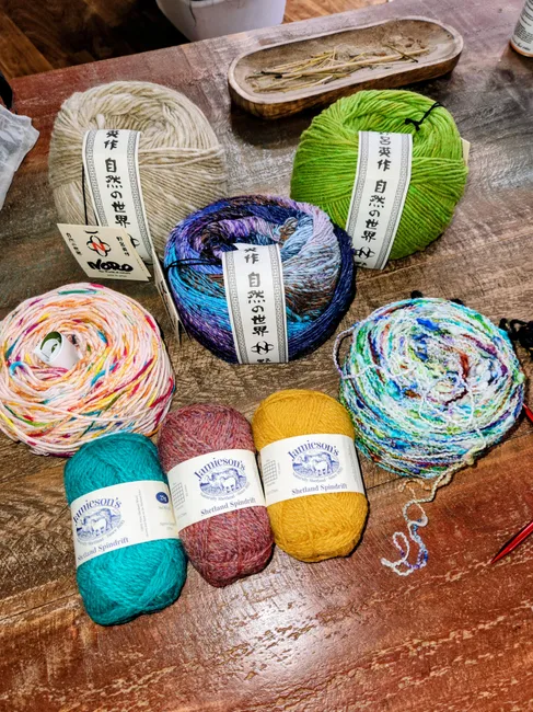 Fancy Yarn (Unclassified) / 花式纱（待细分） · Yarn / 纱线本体