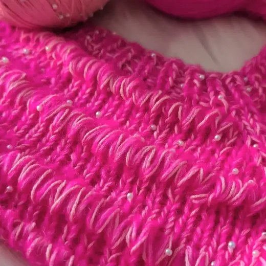 Beaded / Sequined Yarn / 串珠／亮片纱 · Swatches / Techniques / 织片与工艺